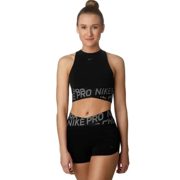 Nike Pro Intertwist Cross Black Sports Bra and Shorts Set